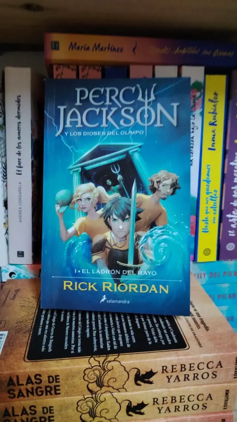 Libro Percy Jackson y los Dioses del Olimpo: El Ladrón del Rayo