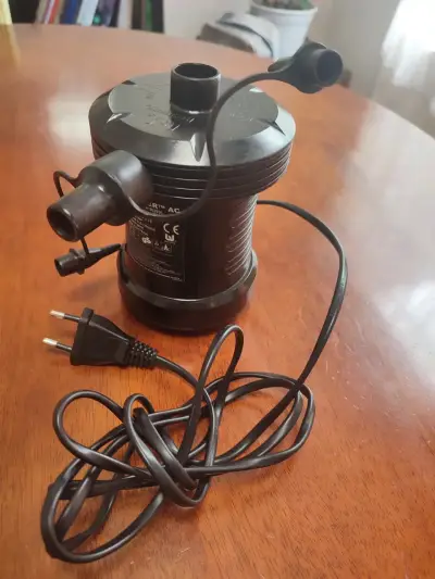 Bomba de aire eléctrica para cama inflable - miniatura 1