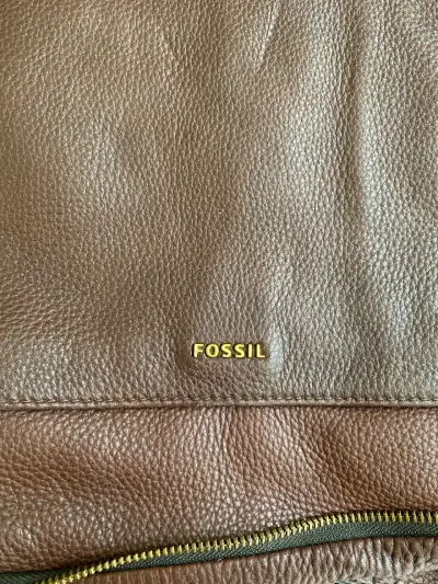Mochila de cuero marrón Fossil con bolsillos - miniatura 2