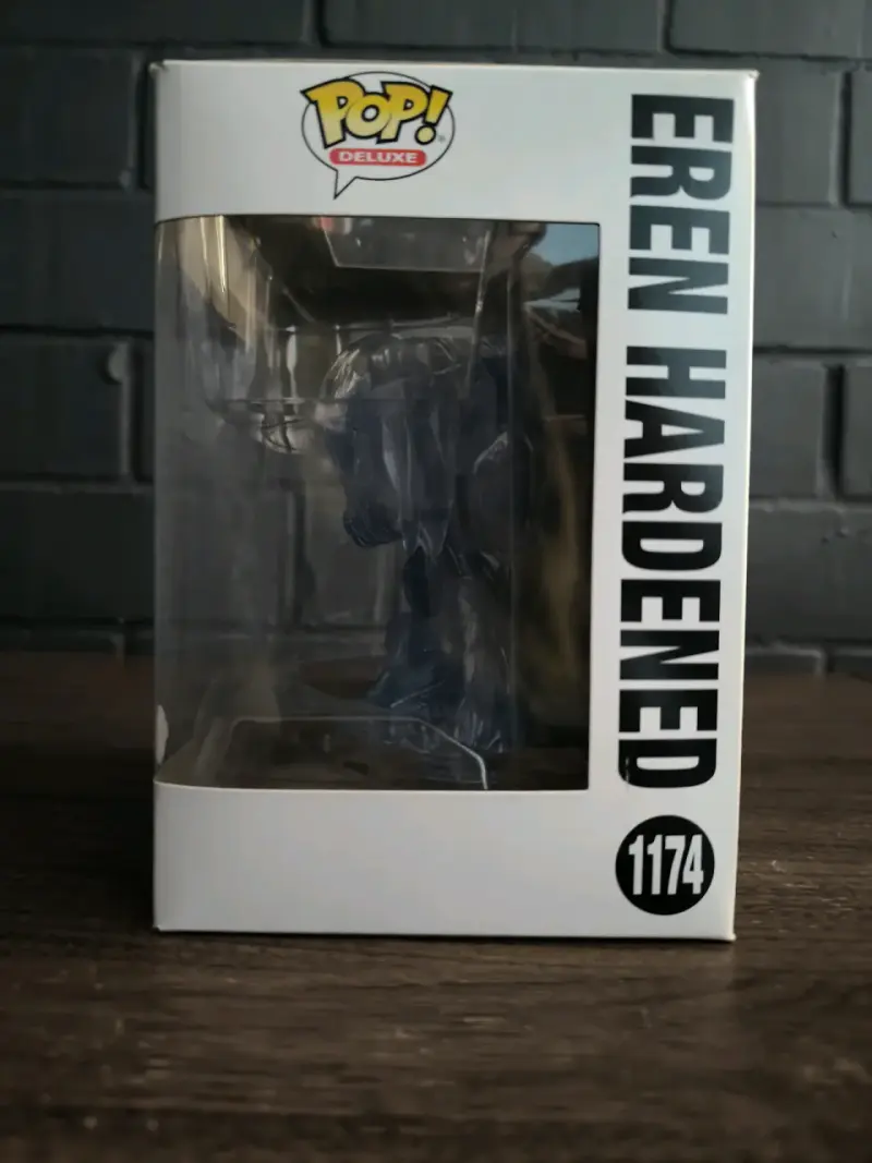 Figura Funko Pop Deluxe Eren Hardened - 2