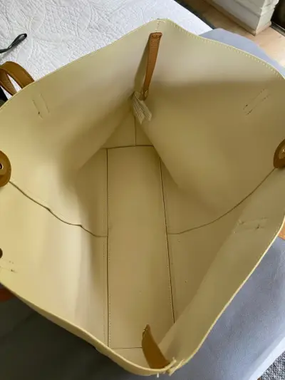 Bolso tote beige de cuero con asas marrones - miniatura 3