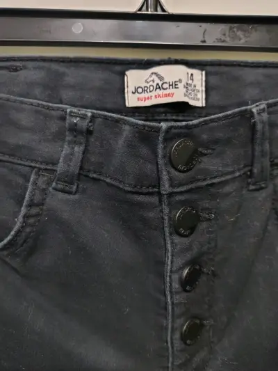 Jeans super skinny Jordache negros talla 14 - miniatura 1