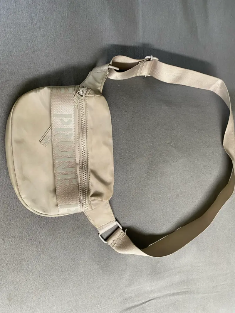 Riñonera beige Prune con correa ajustable - 3