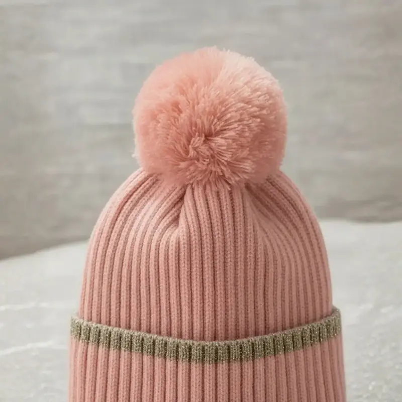 Gorro de lana rosado con pompón para niña Colloky - 4