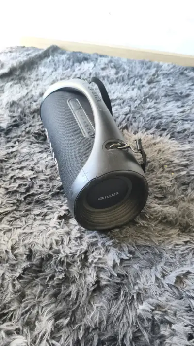Parlante portátil Aiwa con asa - miniatura 3