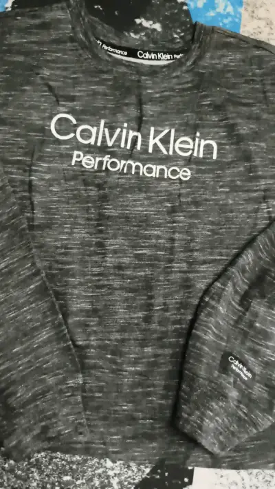 Polerón Calvin Klein Performance gris oscuro - miniatura 1