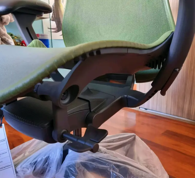 Silla ergonómica de oficina con soporte lumbar - 4