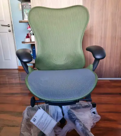 Silla ergonómica de oficina con soporte lumbar - miniatura 6