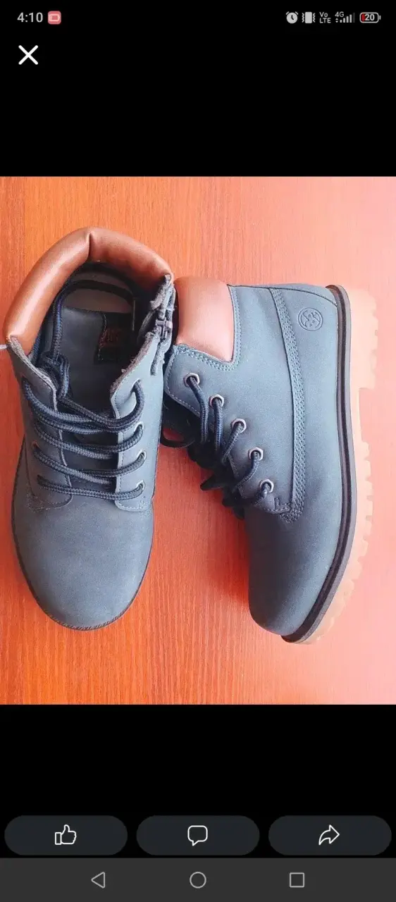 Botas de cuero azul para niño
