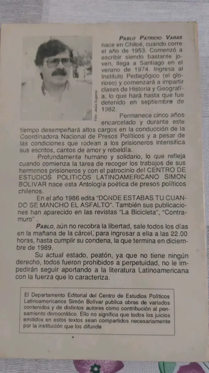 Libro 'Un Hombre Rompe Todas Las Fronteras' de Pablo Varas - 2