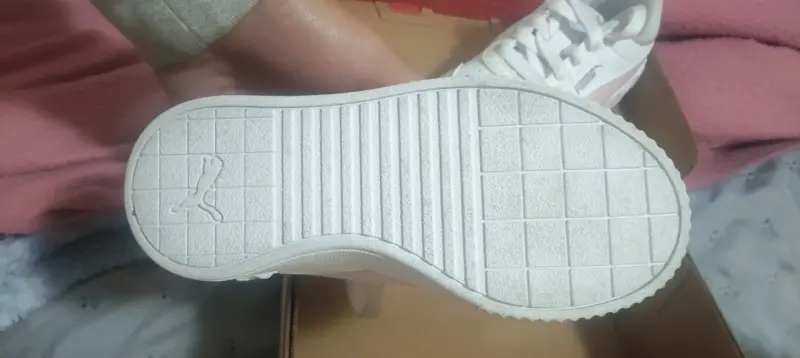 Zapatillas Puma Carina Lift PS blancas y rosadas - 3