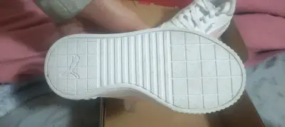 Zapatillas Puma Carina Lift PS blancas y rosadas - miniatura 3