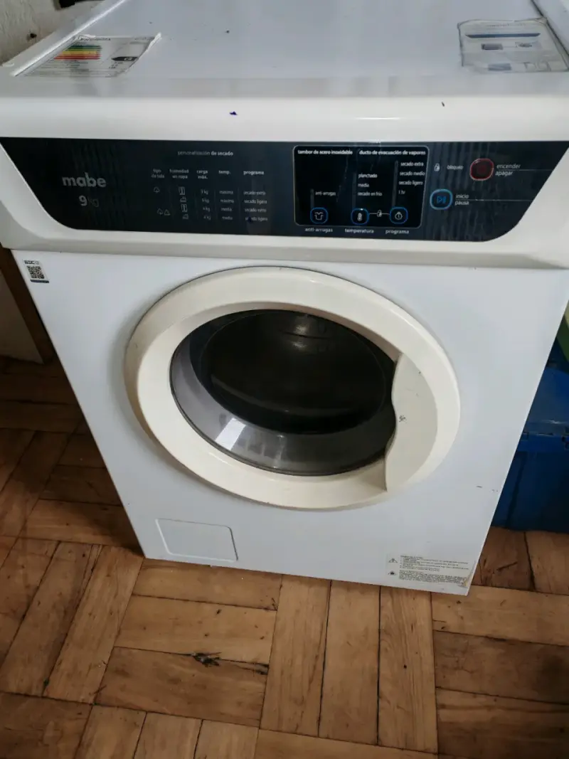 Secadora de Ropa Mabe 9 kg en Buen Estado - 2