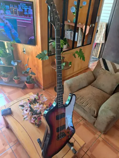 Bajo eléctrico - miniatura 4