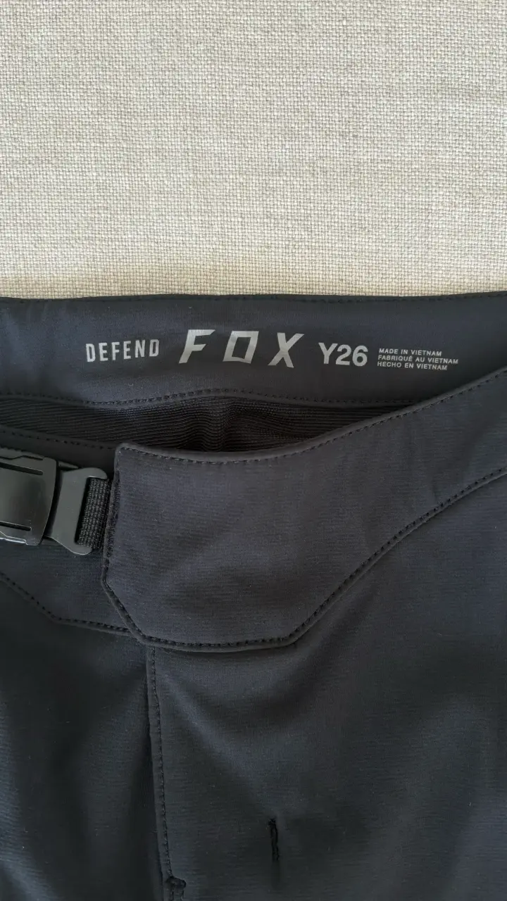 Shorts de ciclismo Fox Defend Y26 negros - 4