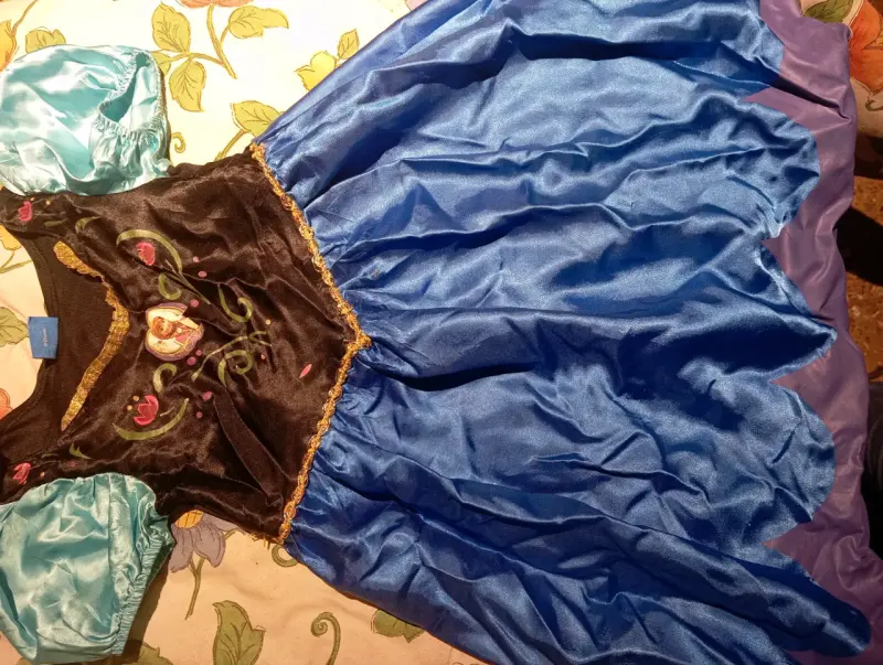 Disfraz de princesa azul para niña