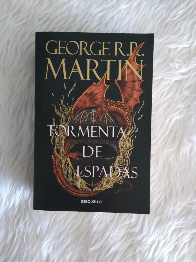 Libro Tormenta de Espadas de George R.R. Martin - 1