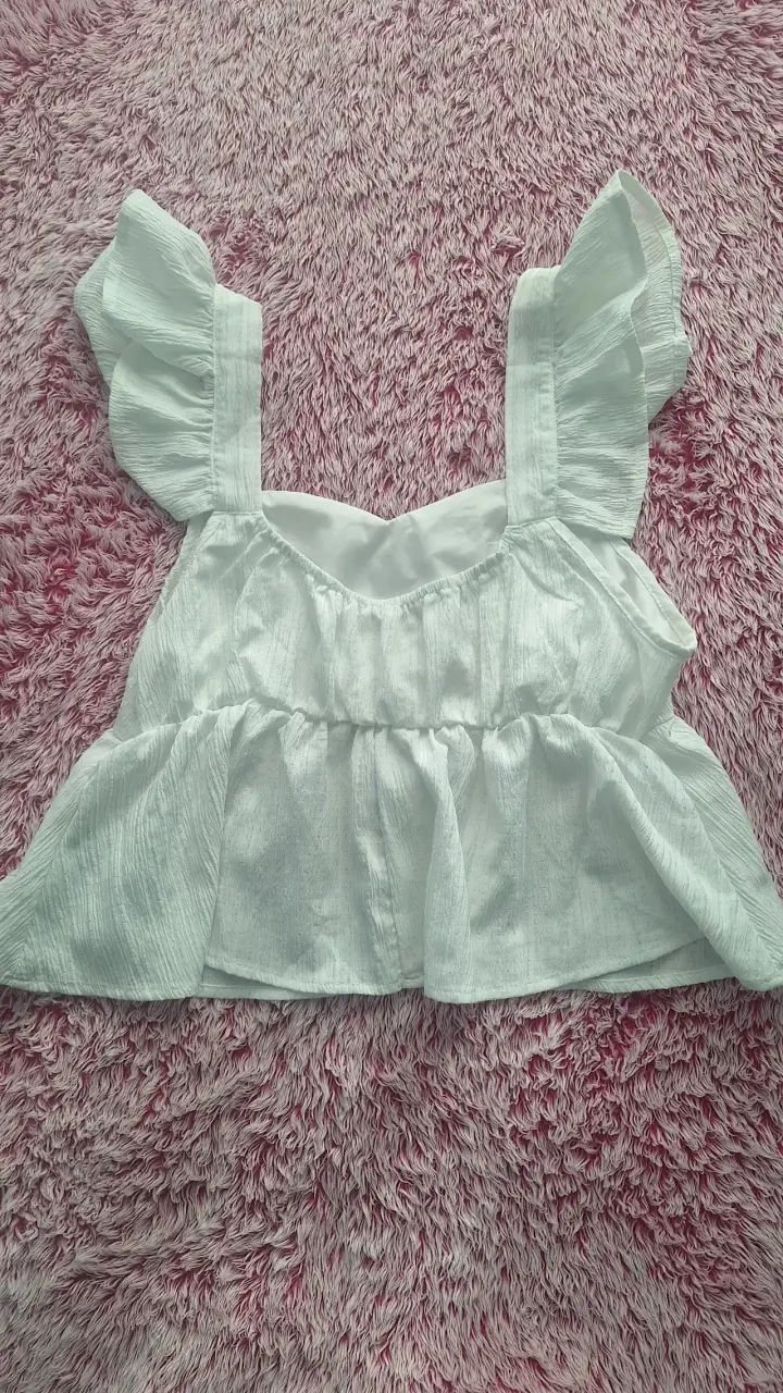 Blusa blanca con volantes talla S - 2