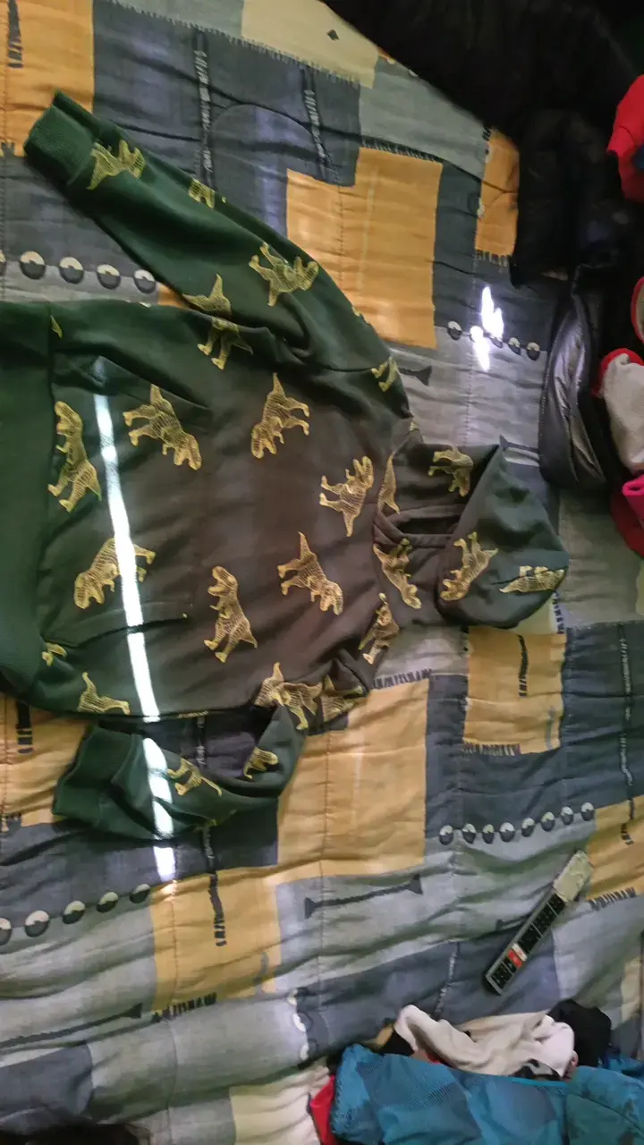 Polerón con estampado gráfico para niños - 4