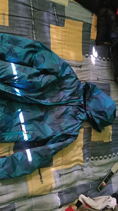 Polerón con estampado gráfico para niños - miniatura 6