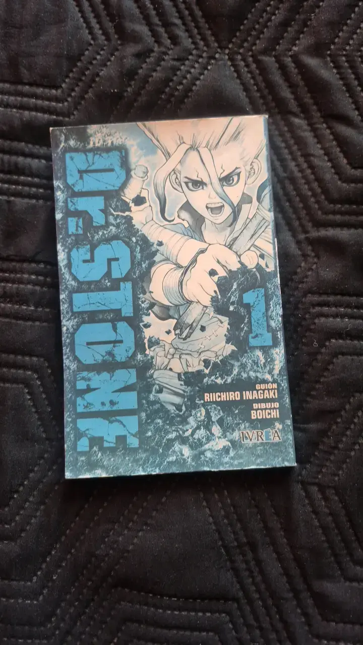 Manga Dr. Stone Volumen 1 de Ivrea