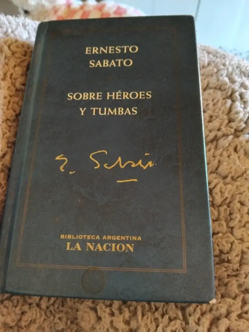 Libro 'Sobre Héroes y Tumbas' de Ernesto Sabato