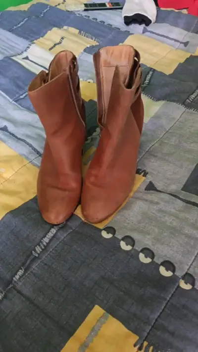 Botines de cuero marrón con cierre lateral - miniatura 1