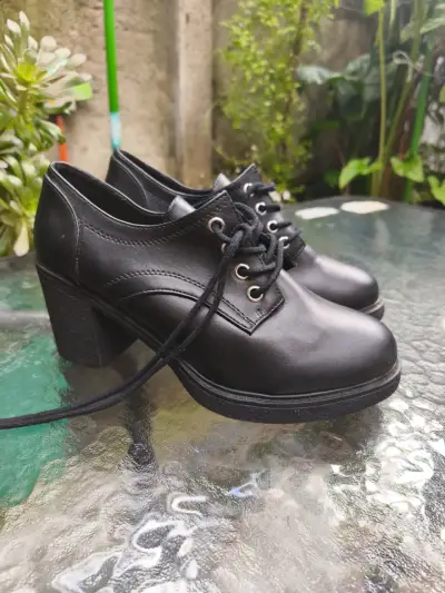 Zapatos de Tacón Negro para Mujer - miniatura 1