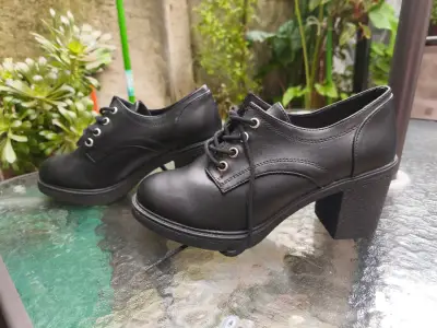Zapatos de Tacón Negro para Mujer - miniatura 5