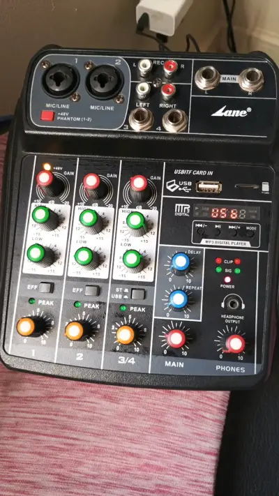 Mezclador de Audio Lane con USB y MP3 - miniatura 1