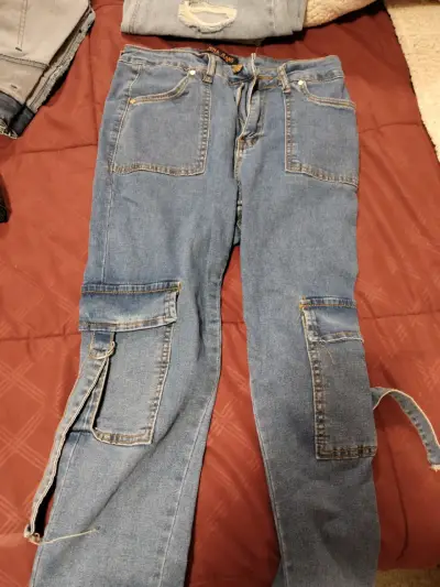 Jeanss - miniatura 1