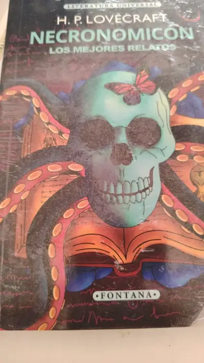 Libro Necronomicón de H.P. Lovecraft - miniatura 1