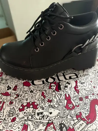 Zapatos de plataforma negros con cadena Gotta - miniatura 1
