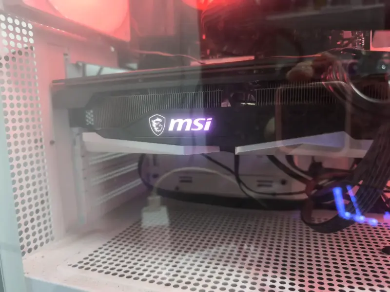 Tarjeta gráfica MSI RX 6700 xt