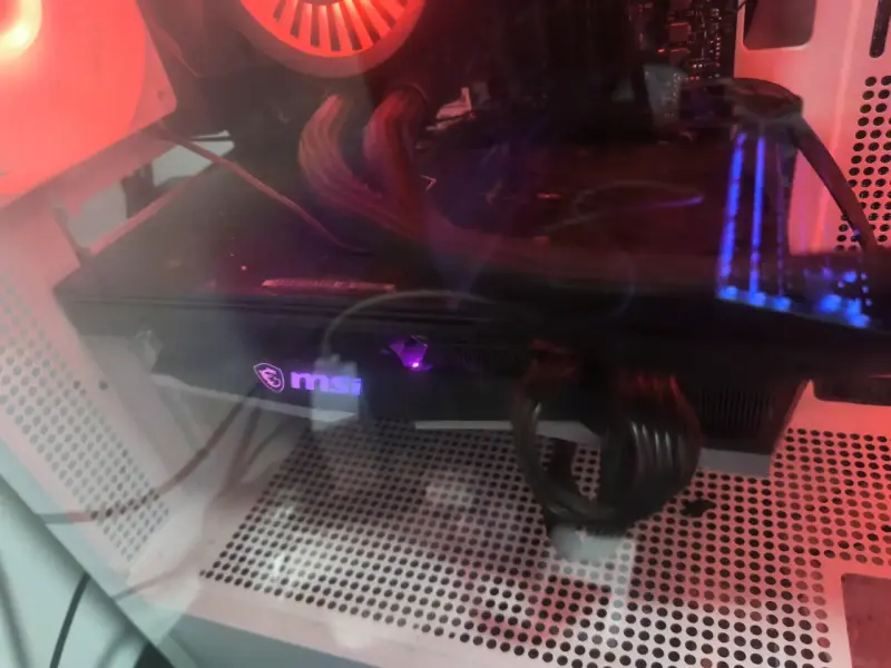 Tarjeta gráfica MSI RX 6700 xt - 3