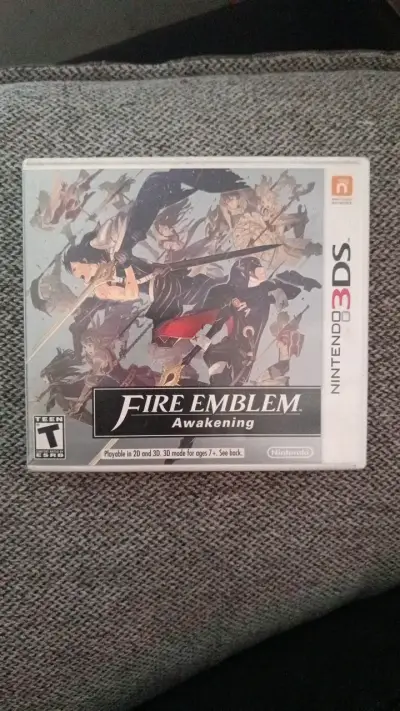 Juego Fire Emblem Awakening para Nintendo 3DS - miniatura 1