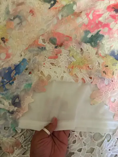 Blusa de encaje multicolor Casamia talla L - miniatura 4