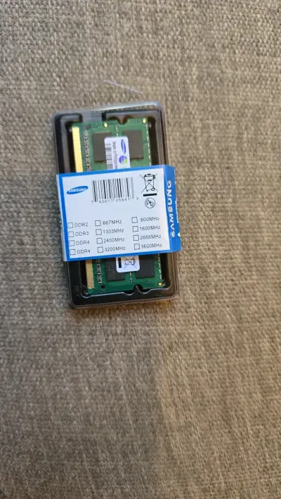 Memoria RAM Samsung 8GB DDR3 1600MHz - miniatura 2