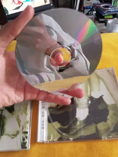 CD t.A.T.u. - 200 Km/h in the Wrong Lane Special E - miniatura 4