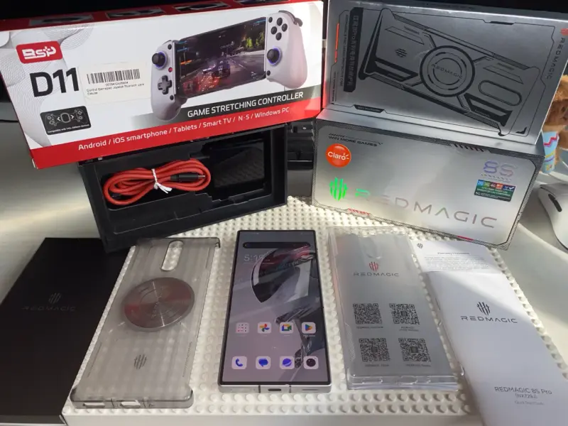 RedMagic 8S Pro Titanium + Gamepad + Carcasa iman - 2