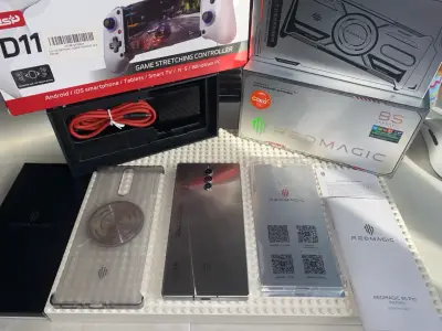 RedMagic 8S Pro Titanium + Gamepad + Carcasa iman - miniatura 3