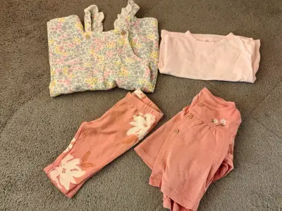 Lote de 2 conjuntos talla 0-3 meses - miniatura 1