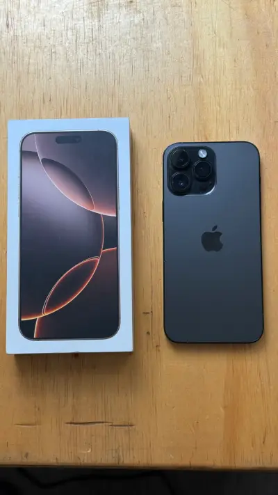 iPhone 14 Pro Max 128GB en excelente estado - miniatura 1