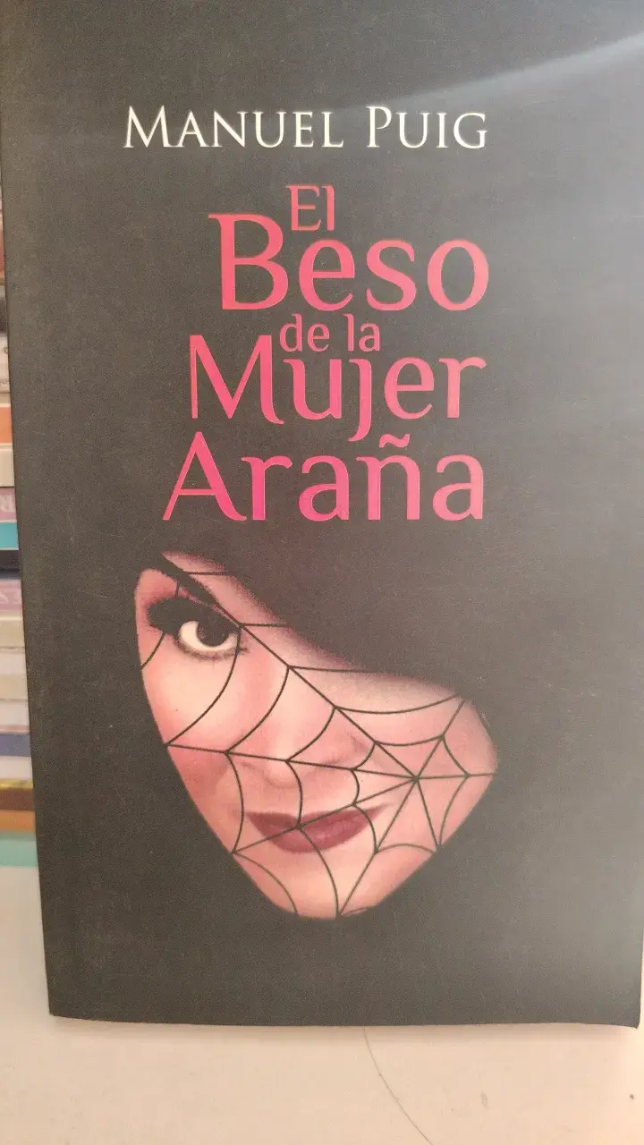 Libro 'El Beso de la Mujer Araña' de Manuel Puig - 1