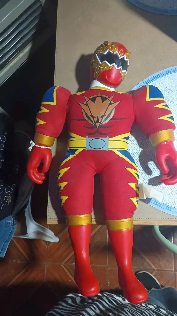 Muñeco de acción Power Ranger rojo - 1