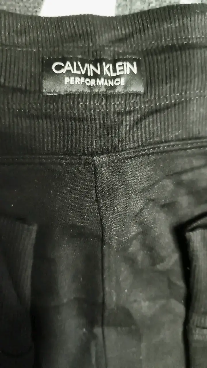Pantalones deportivos Calvin Klein negros - 3
