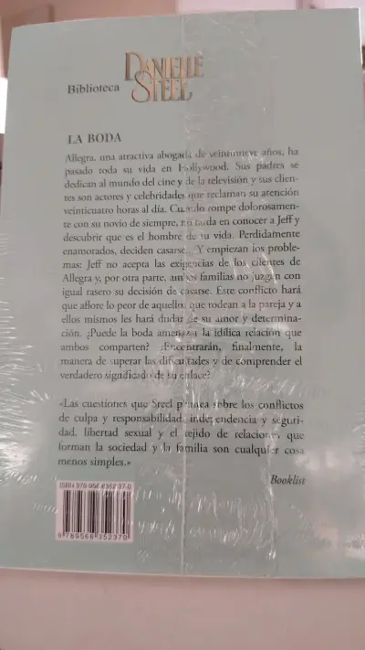 Libro 'La Boda' de Danielle Steel en excelente estado - miniatura 2