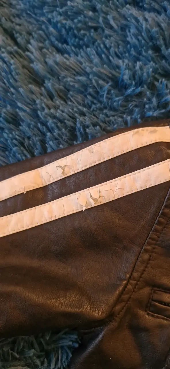 Chaqueta de cuero negra para niño con detallesvint - 3