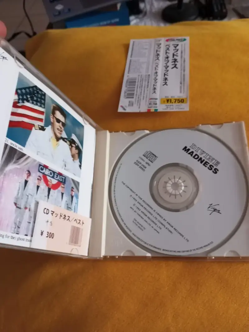 CD Madness - Divine Madness (Edicion Japonesa Orig - 3