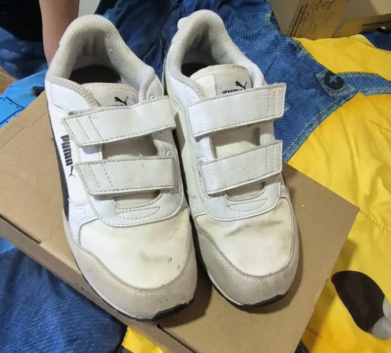 Zapatillas deportivas blancas Puma para niños